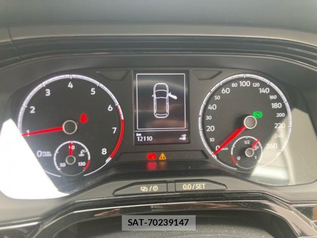 VolksWagen POLO 2020-10 8686931-14
