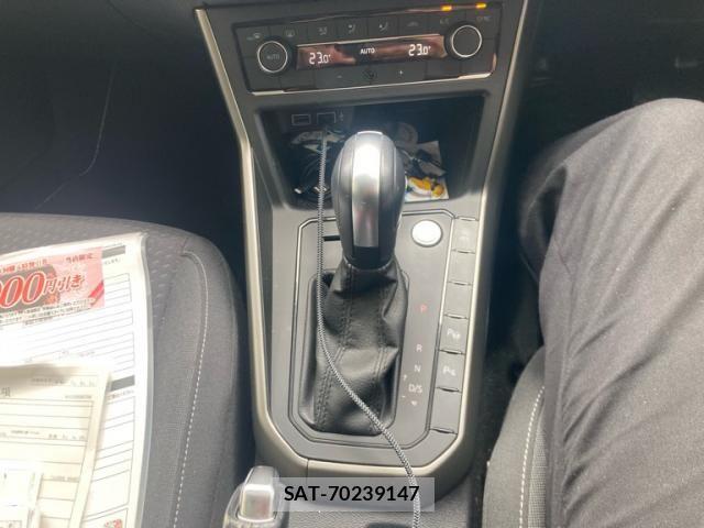 VolksWagen POLO 2020-10 8686931-21