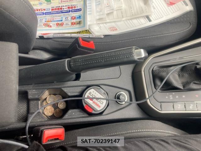 VolksWagen POLO 2020-10 8686931-22