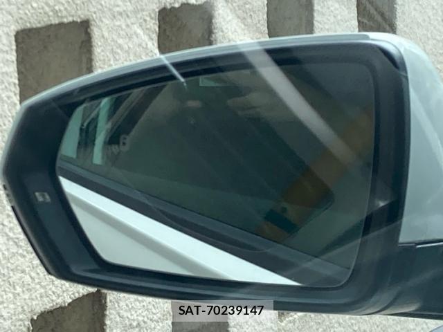 VolksWagen POLO 2020-10 8686931-27