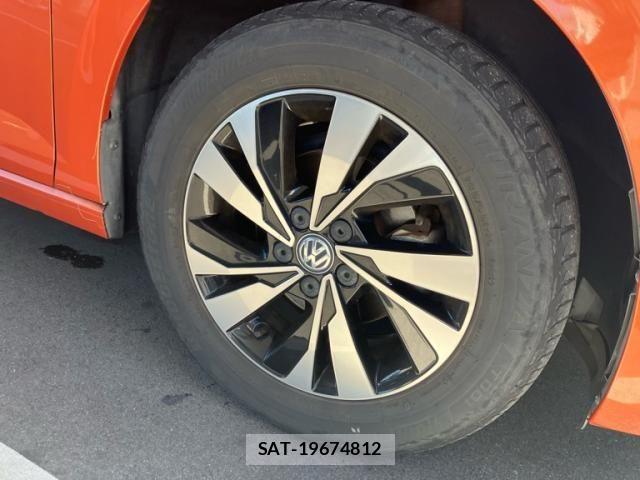 VolksWagen POLO 2019-02 8746874-5