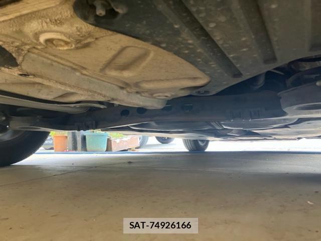 VolksWagen POLO 2018-04 8746876-9