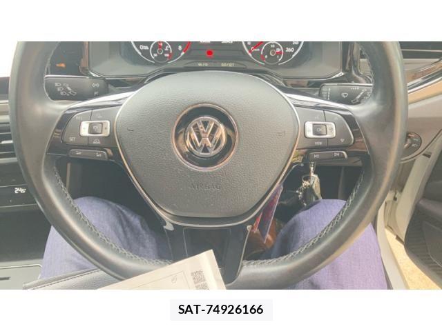 VolksWagen POLO 2018-04 8746876-16