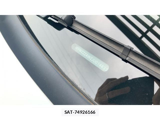 VolksWagen POLO 2018-04 8746876-21