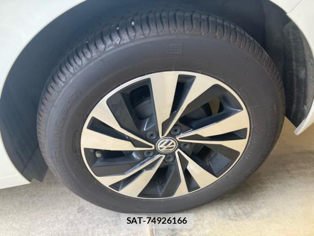 VolksWagen POLO 2018-04 8746876-7