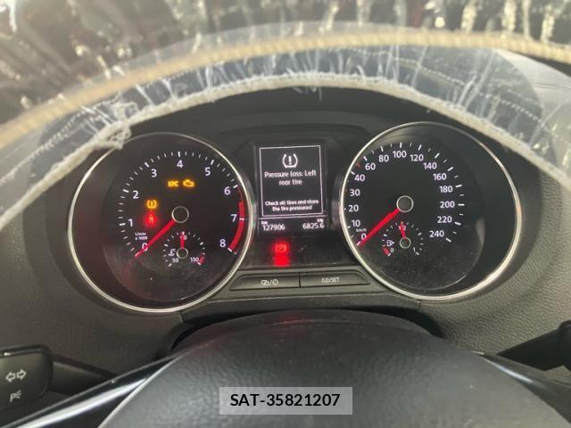 VolksWagen POLO 2017-02 8746875-17