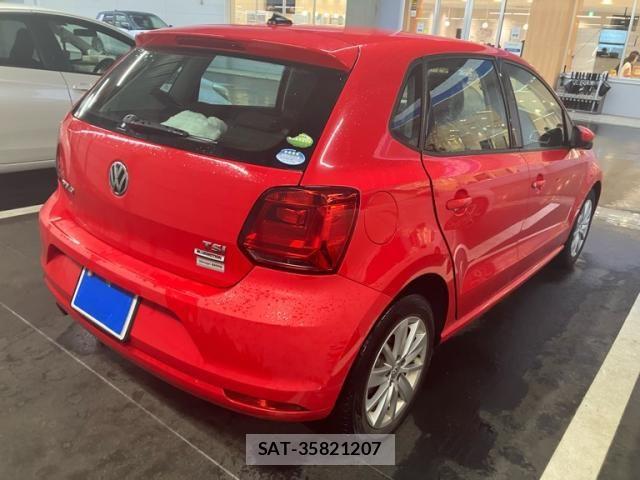 VolksWagen POLO 2017-02 8746875-4