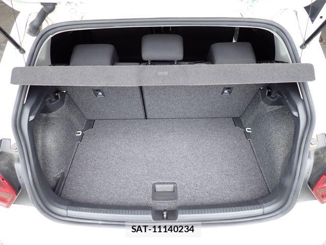 VolksWagen POLO 2018-06 8746867-22