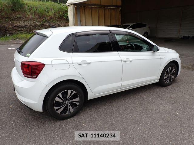 VolksWagen POLO 2018-06 8746867-6