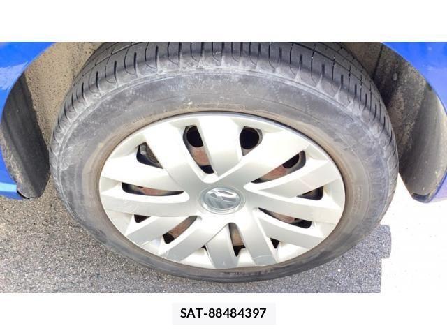 VolksWagen POLO 2012-04 8746879-5