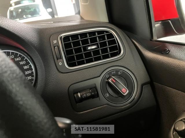 VolksWagen POLO 2011-09 8746878-19