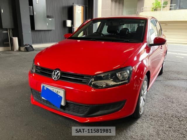 VolksWagen POLO 2011-09 8746878-2
