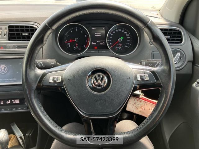 VolksWagen POLO 2017-09 8782635-15