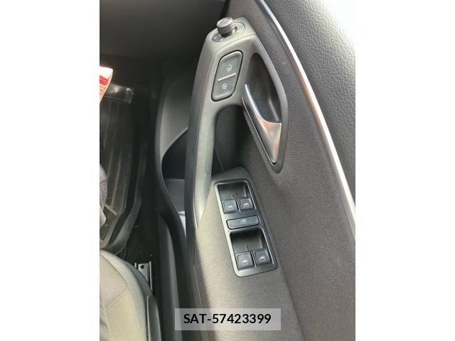 VolksWagen POLO 2017-09 8782635-18
