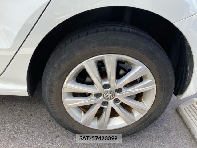 VolksWagen POLO 2017-09 8782635-8