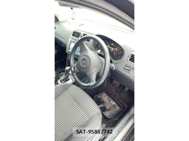 VolksWagen POLO 2014-07 8797937-7