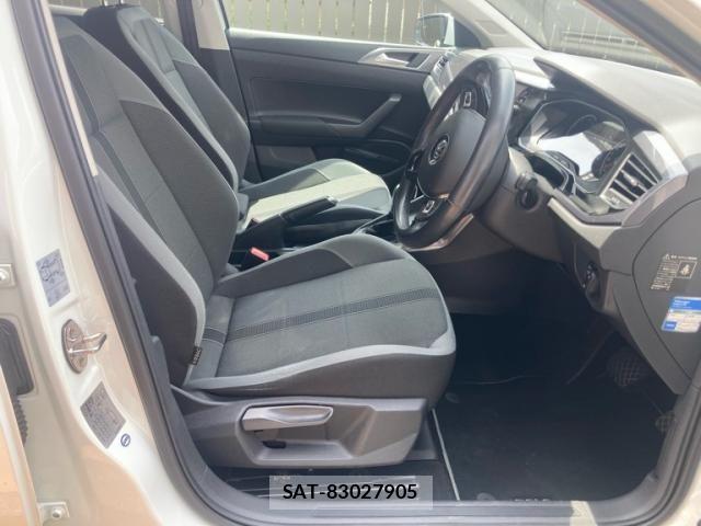 VolksWagen POLO 2018-10 8797935-11