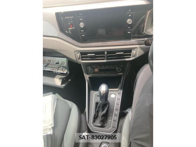VolksWagen POLO 2018-10 8797935-14