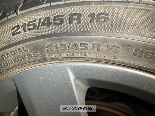 VolksWagen POLO 2017-04 8797934-17