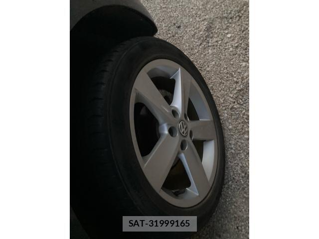 VolksWagen POLO 2017-04 8797934-8