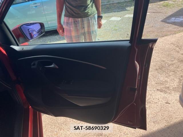 VolksWagen POLO 2014-09 8797936-11
