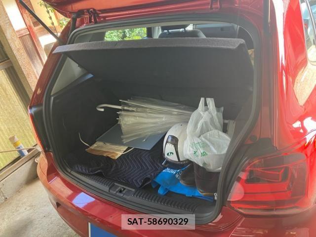 VolksWagen POLO 2014-09 8797936-8