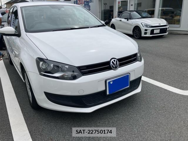 VolksWagen POLO 2013-09 8797938-0