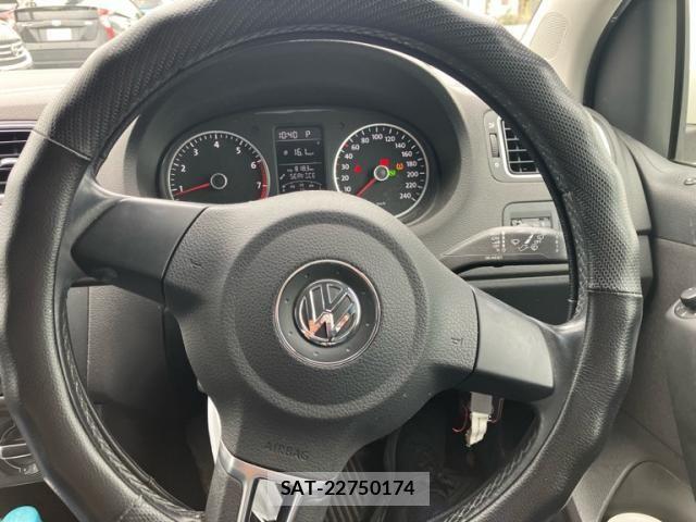 VolksWagen POLO 2013-09 8797938-15
