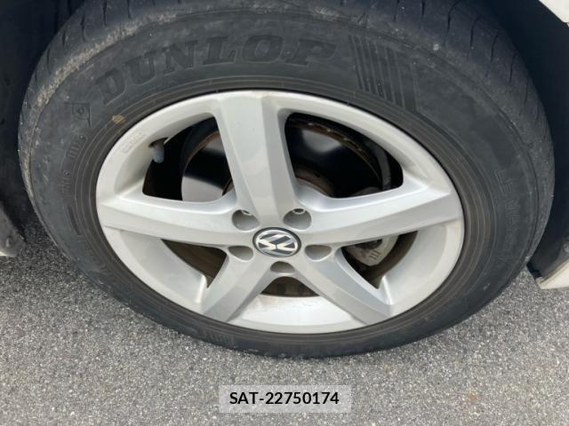 VolksWagen POLO 2013-09 8797938-4