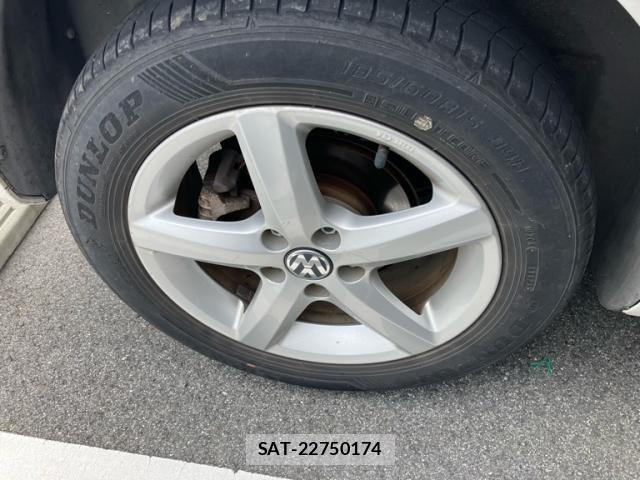 VolksWagen POLO 2013-09 8797938-5