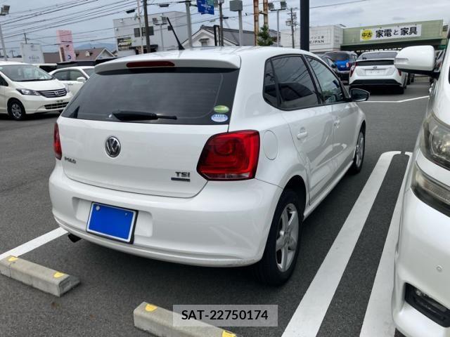VolksWagen POLO 2013-09 8797938-6