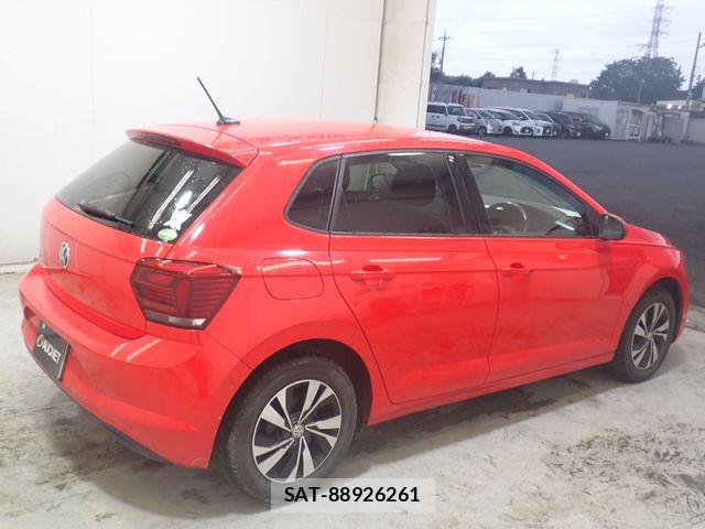 VolksWagen POLO 2019-03 8797933-7