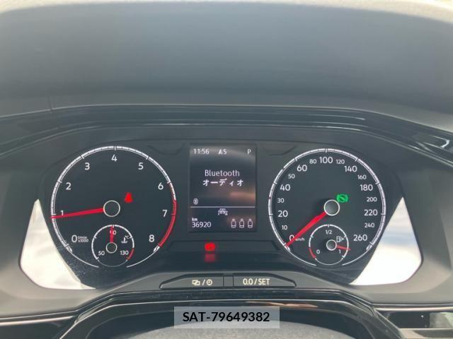 VolksWagen POLO 2020-09 8832516-22