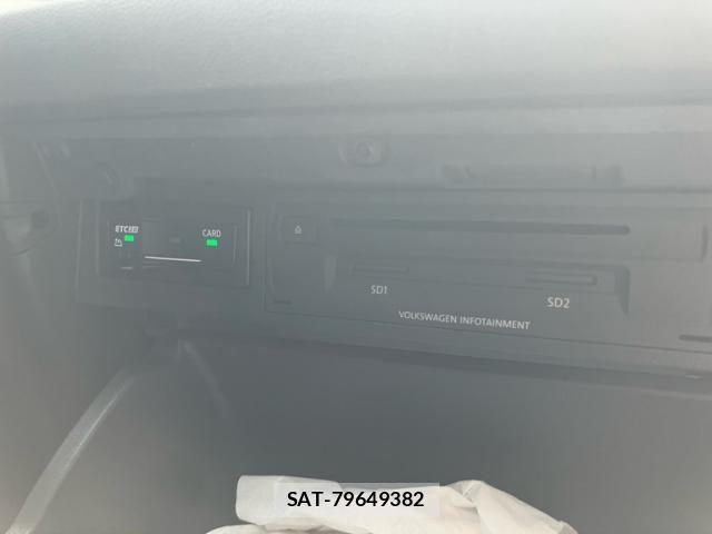VolksWagen POLO 2020-09 8832516-26