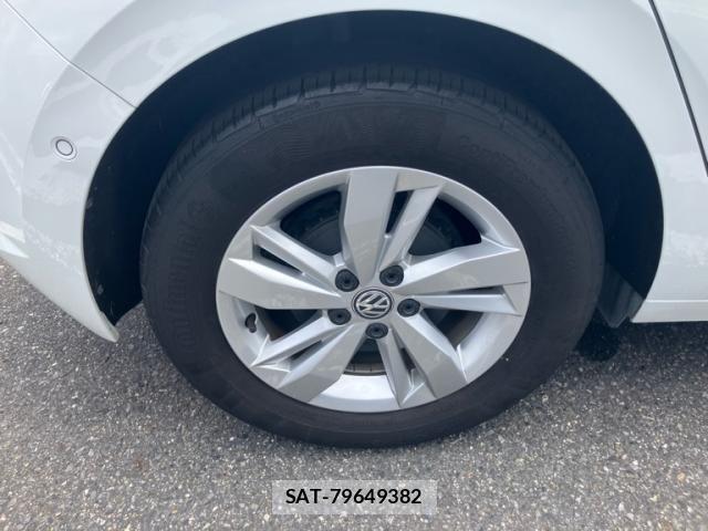 VolksWagen POLO 2020-09 8832516-7