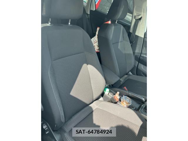 VolksWagen POLO 2018-05 8832517-13