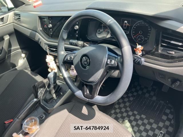 VolksWagen POLO 2018-05 8832517-14
