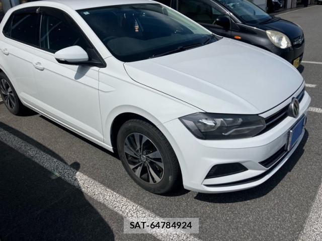 VolksWagen POLO 2018-05 8832517-1