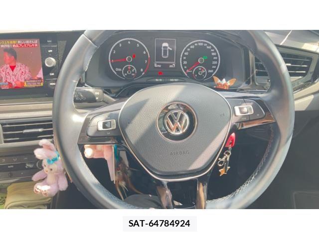 VolksWagen POLO 2018-05 8832517-21