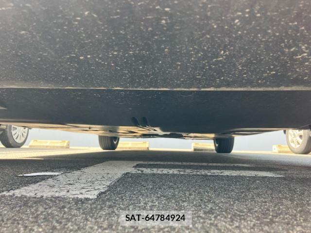 VolksWagen POLO 2018-05 8832517-3