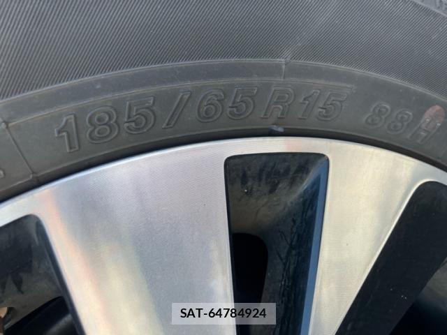 VolksWagen POLO 2018-05 8832517-5