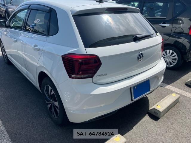 VolksWagen POLO 2018-05 8832517-7