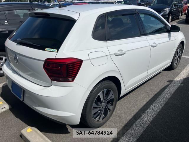 VolksWagen POLO 2018-05 8832517-8