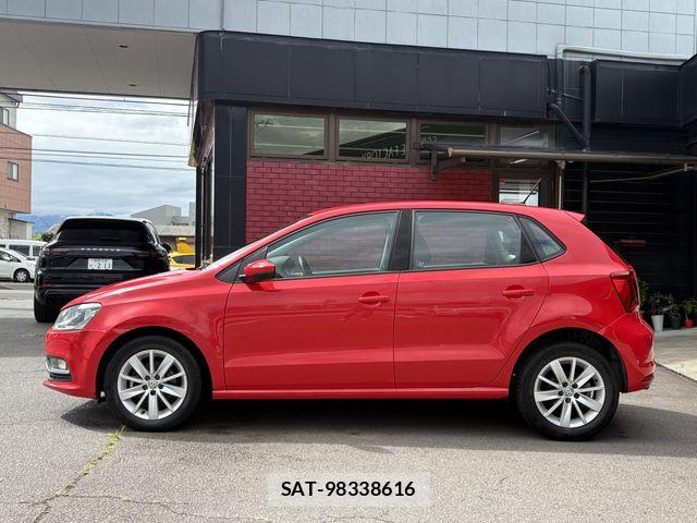 VolksWagen POLO 2017-02 8851093-16