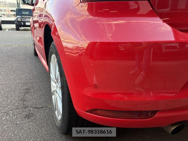 VolksWagen POLO 2017-02 8851093-22