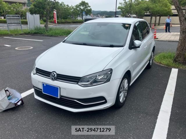 VolksWagen POLO 2014-09 8841028-1
