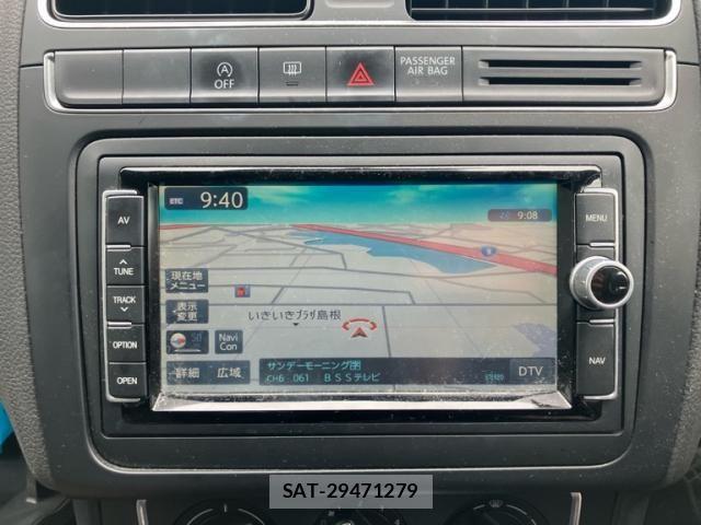 VolksWagen POLO 2014-09 8841028-20