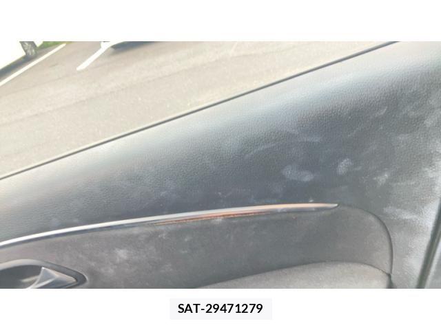 VolksWagen POLO 2014-09 8841028-26