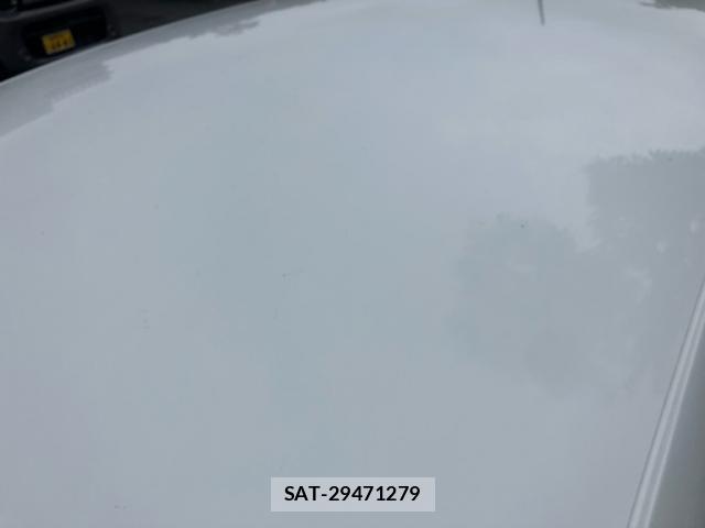 VolksWagen POLO 2014-09 8841028-5