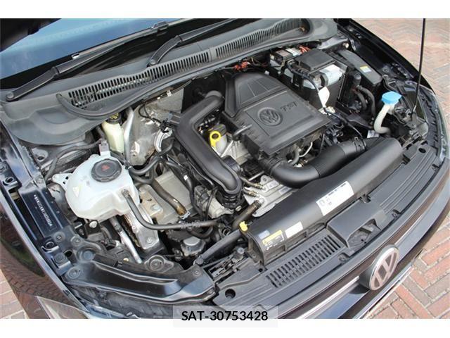 VolksWagen POLO 2018-06 8851091-16